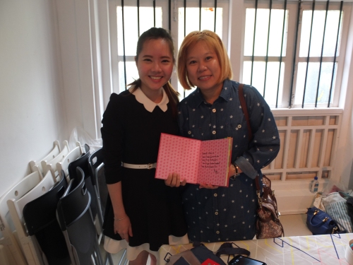Chuu I said she was so glad to find my book smiling back at her in Kinokuniya!